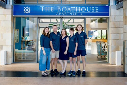 Гостиница The Boathouse Apartments