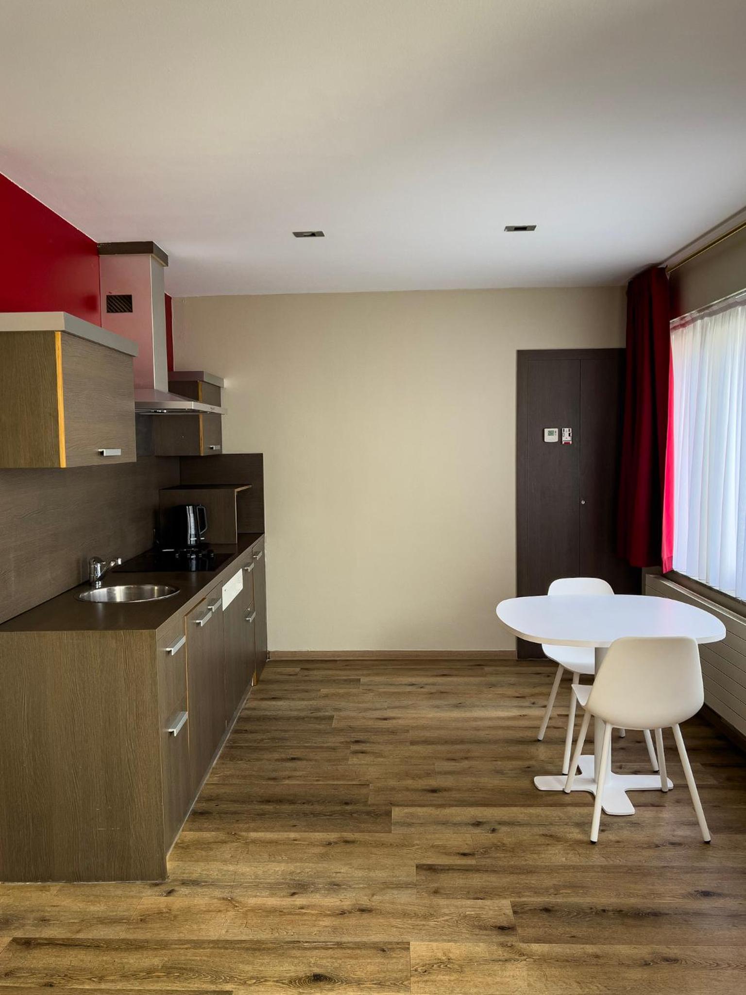 Фото Wellness Apart Hotel