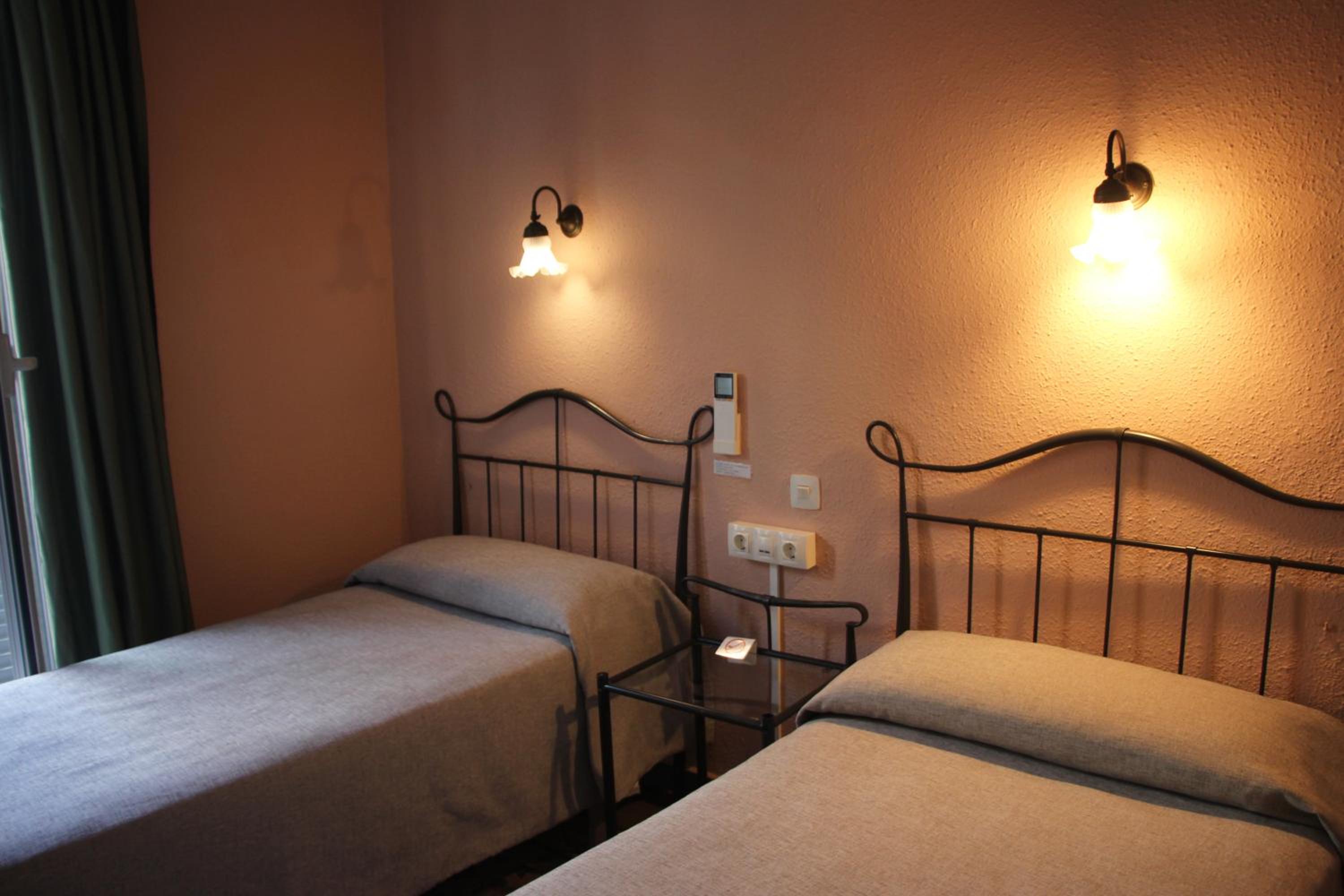 Фото Peninsular Hotel