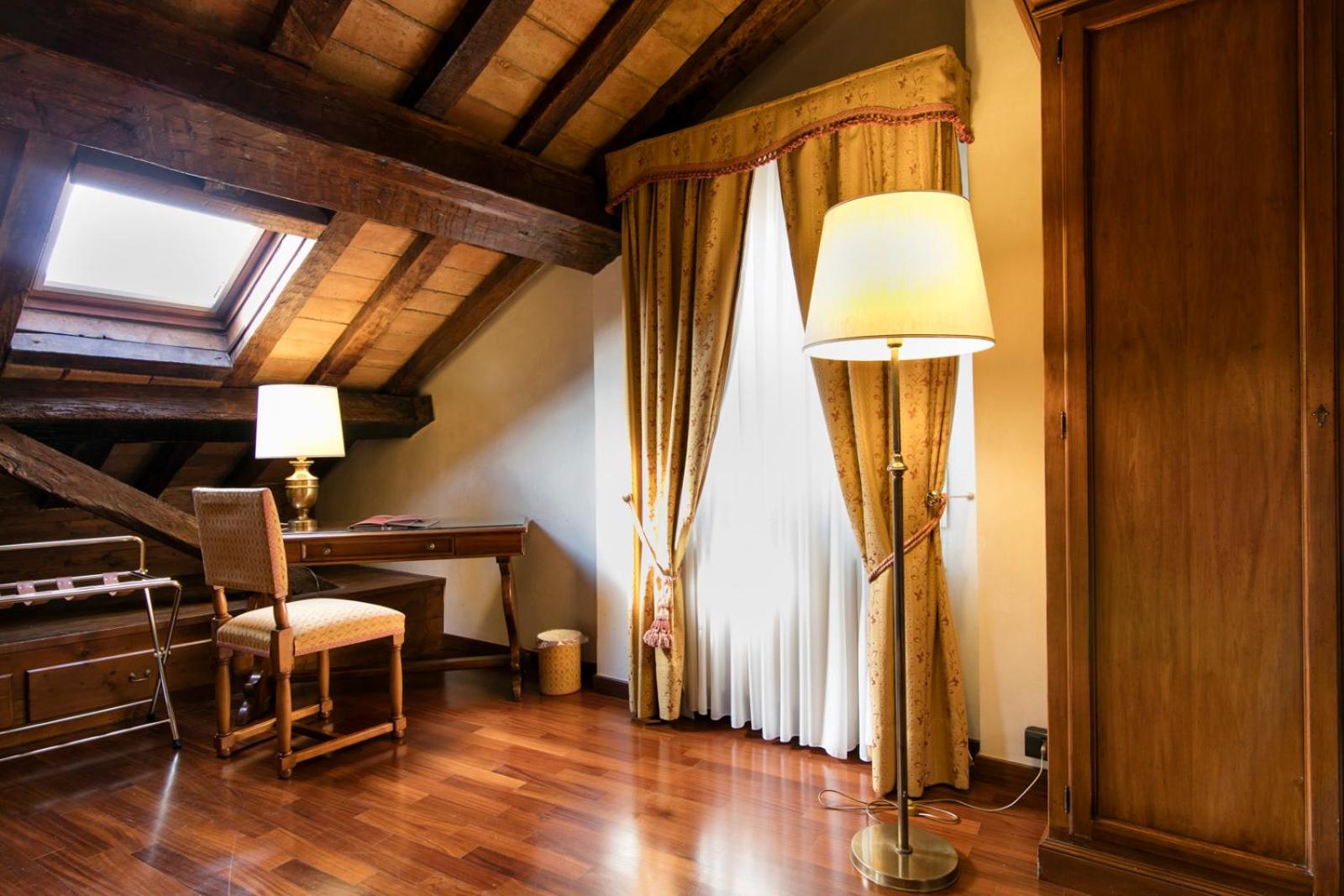 Фото Albergo Delle Notarie