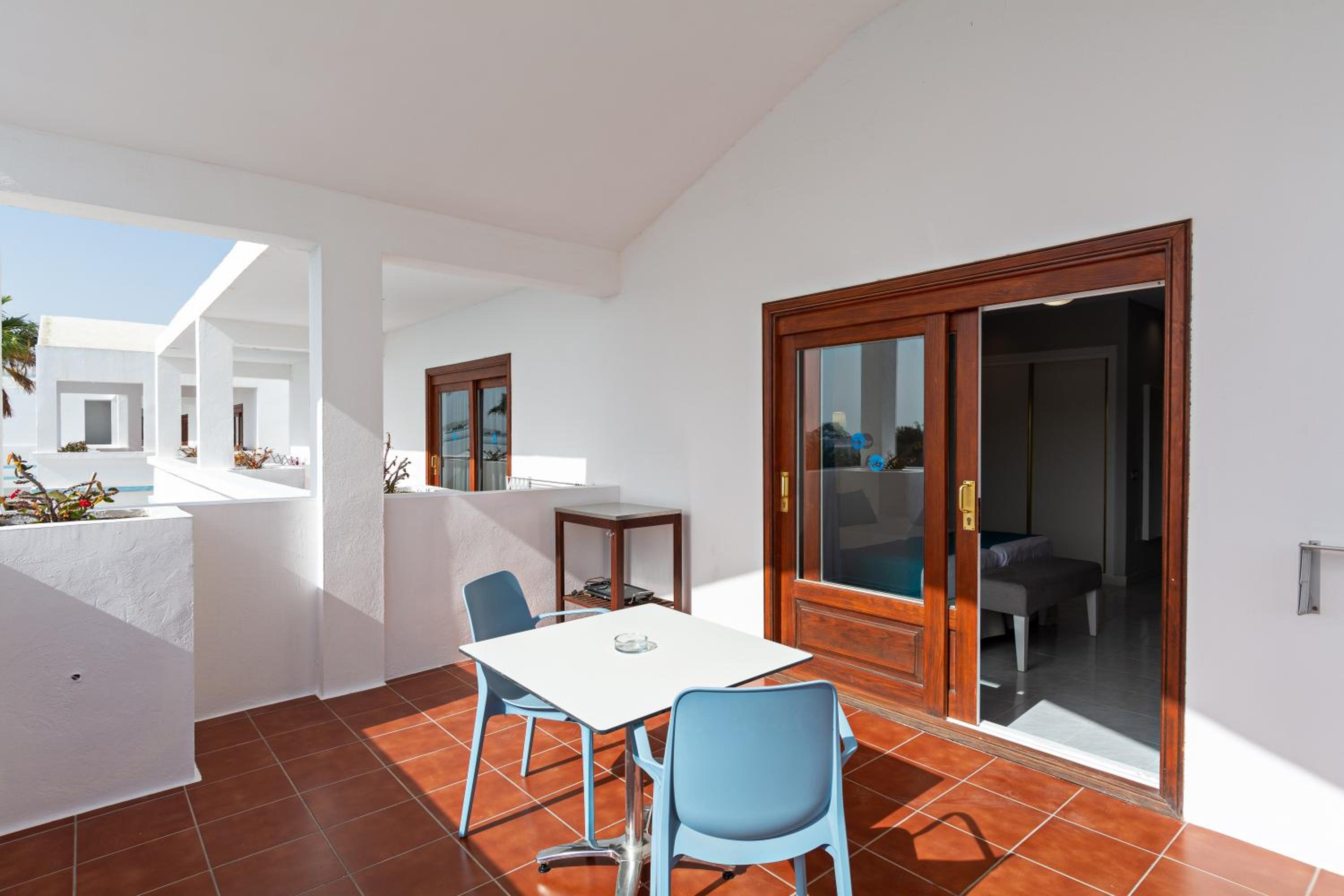 Фото Apartamentos Océano - Adults Only