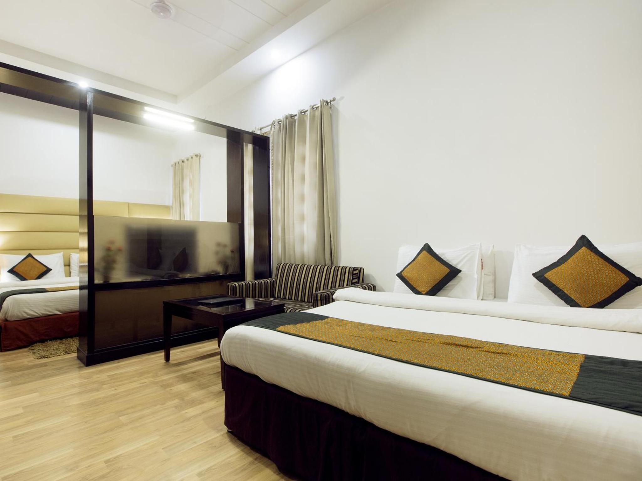 Фото Krishina Hotel