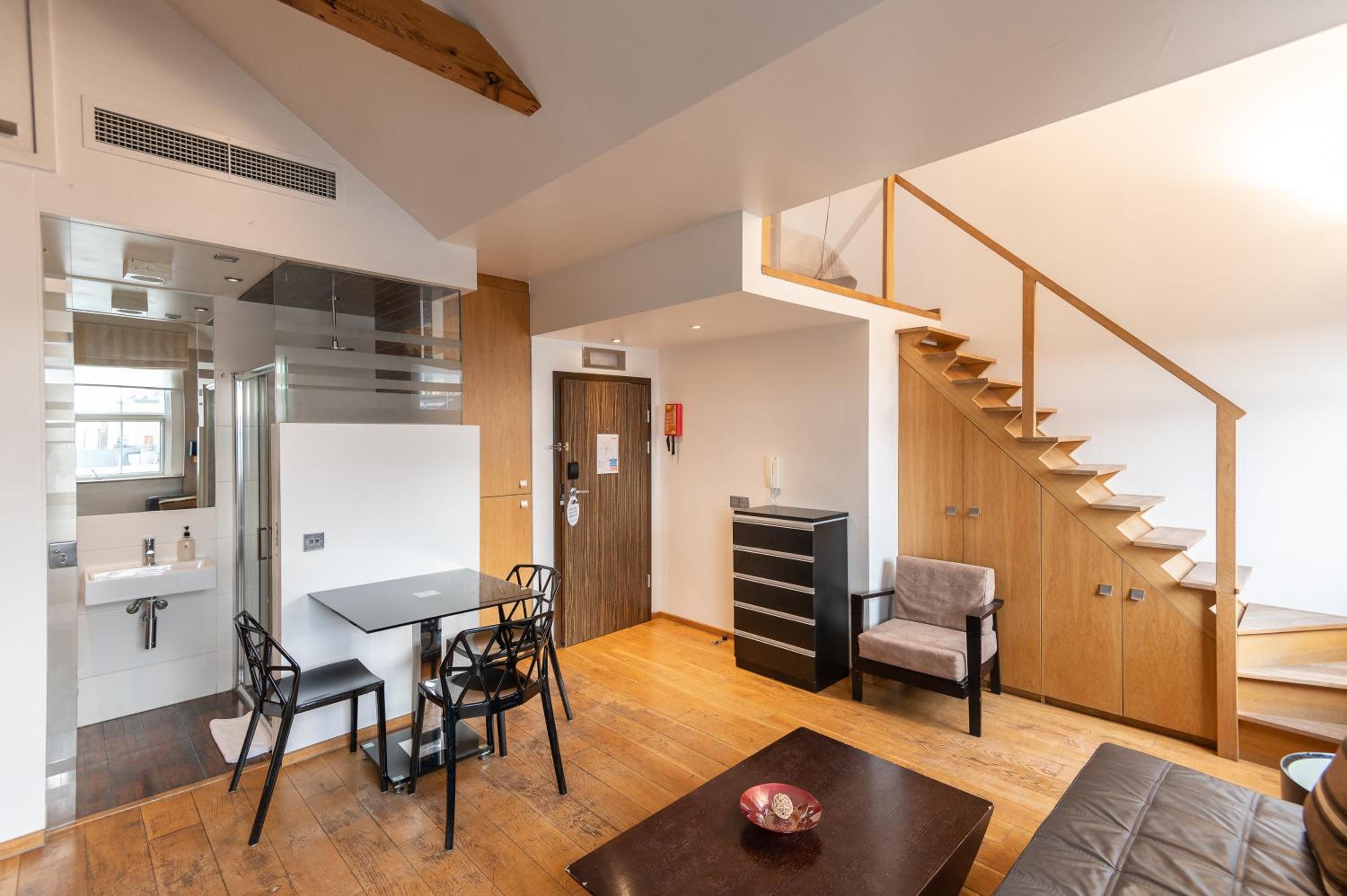 Фото Space Apart Hotel