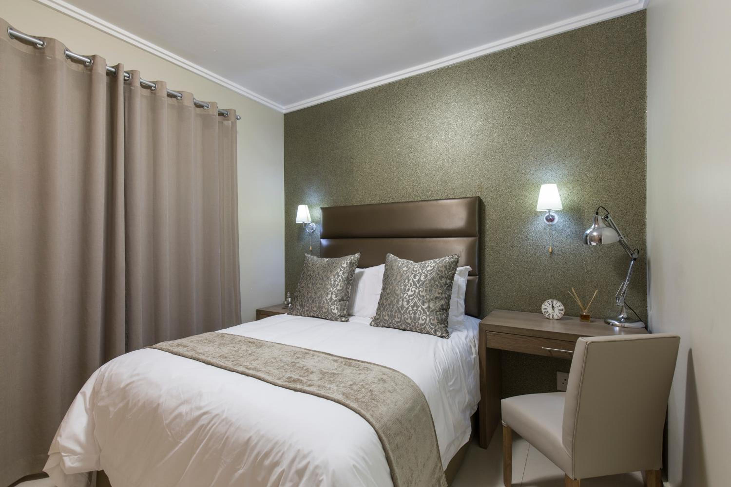 Фото Savannah Park Luxury Apartments