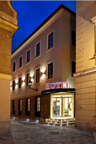 Гостиница Hotel Capitulum в Дьёре