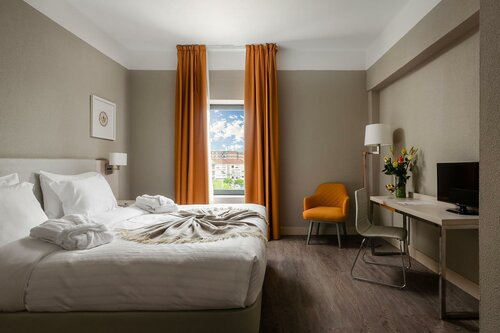 Гостиница Hotel Dom Luis в Элваше