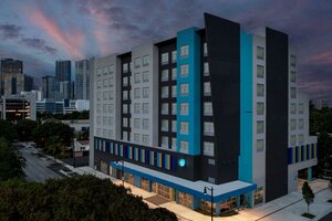 Гостиница Tru by Hilton Miami West Brickell в Майами