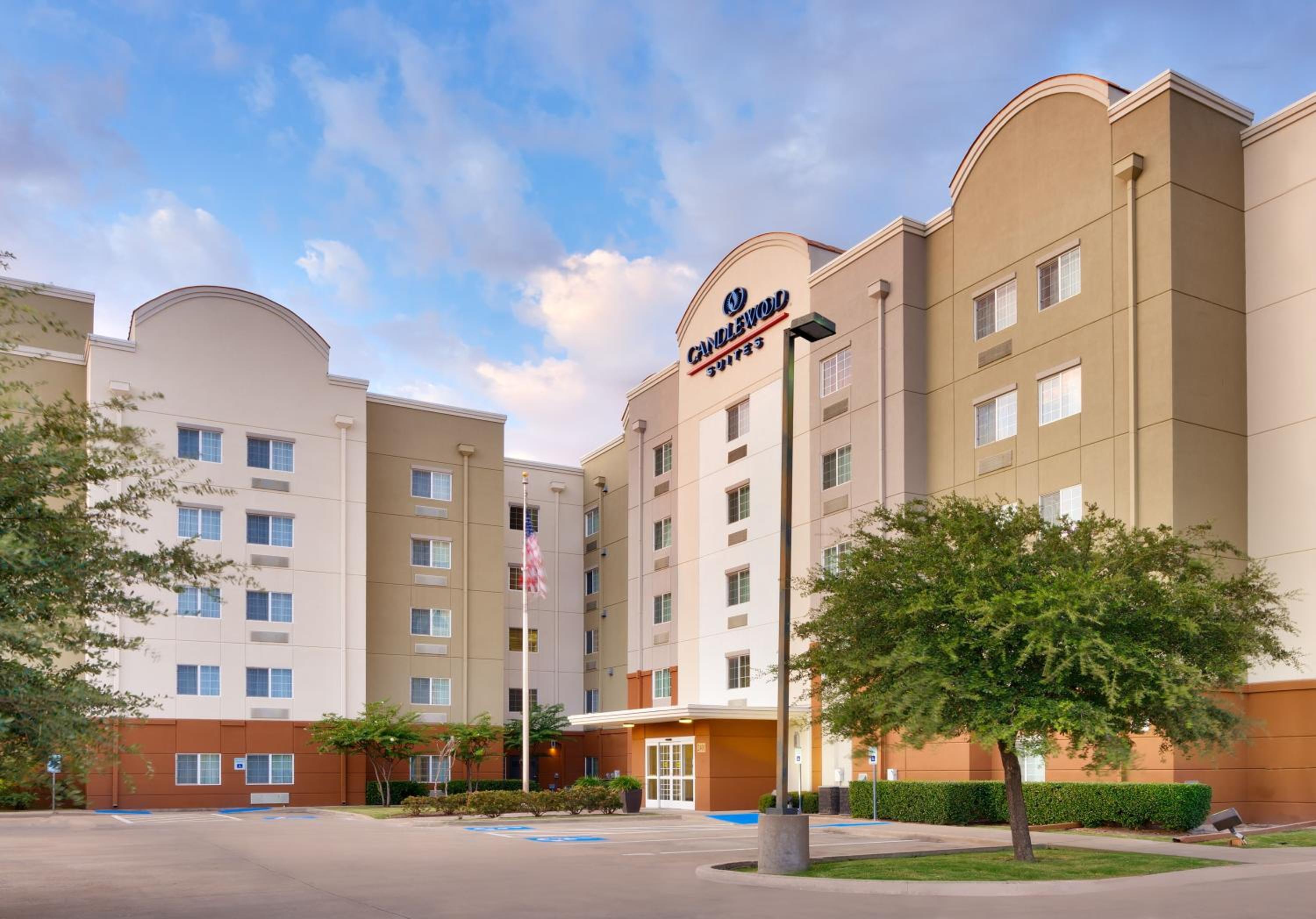 Фото Candlewood Suites Dallas Plano East Richardson, an Ihg Hotel