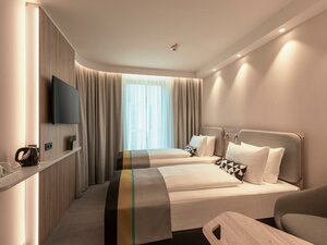 Гостиница Holiday Inn Express Düsseldorf Hauptbahnhof