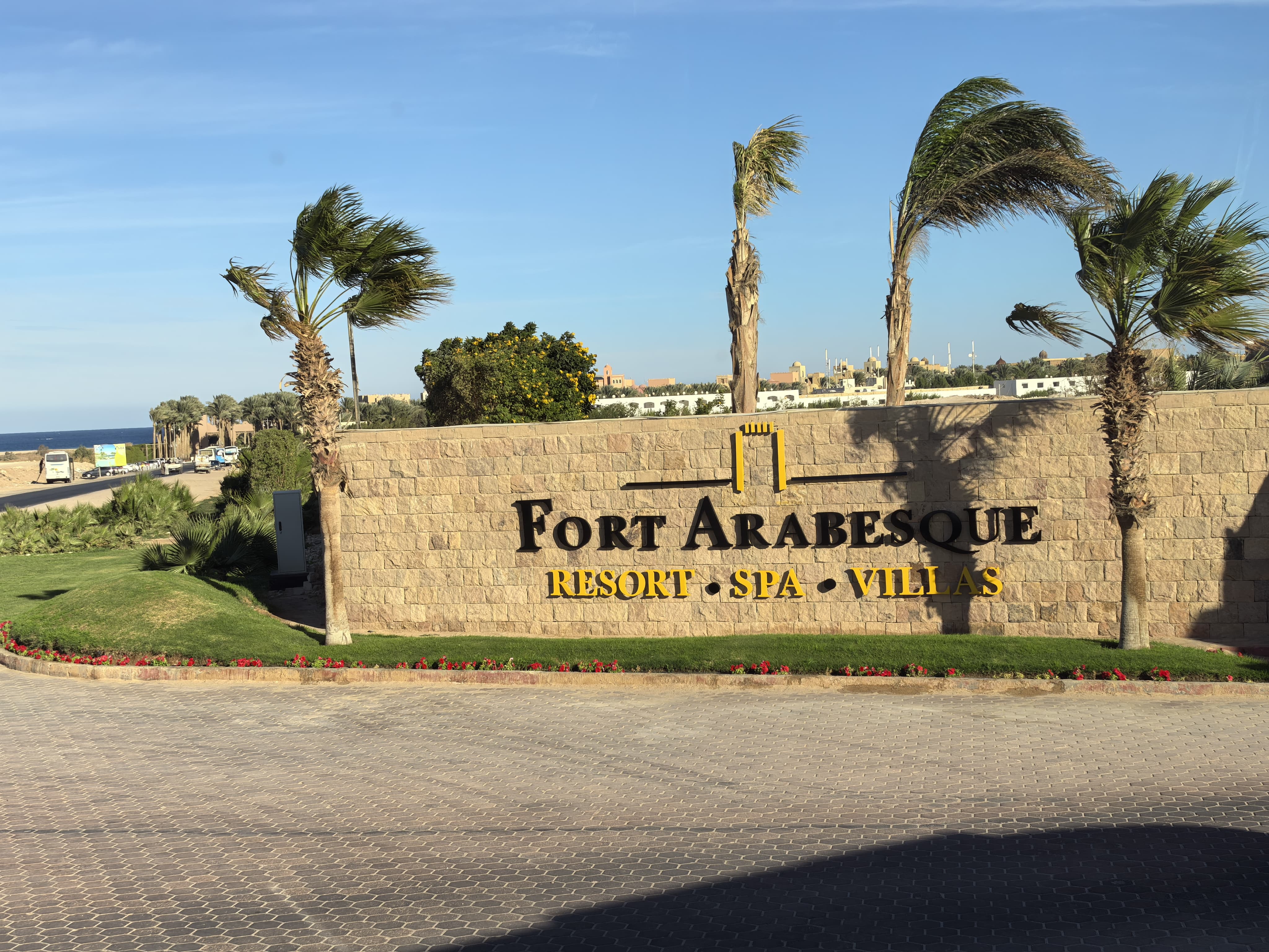 Фото Fort Arabesque Resort, SPA & Villas