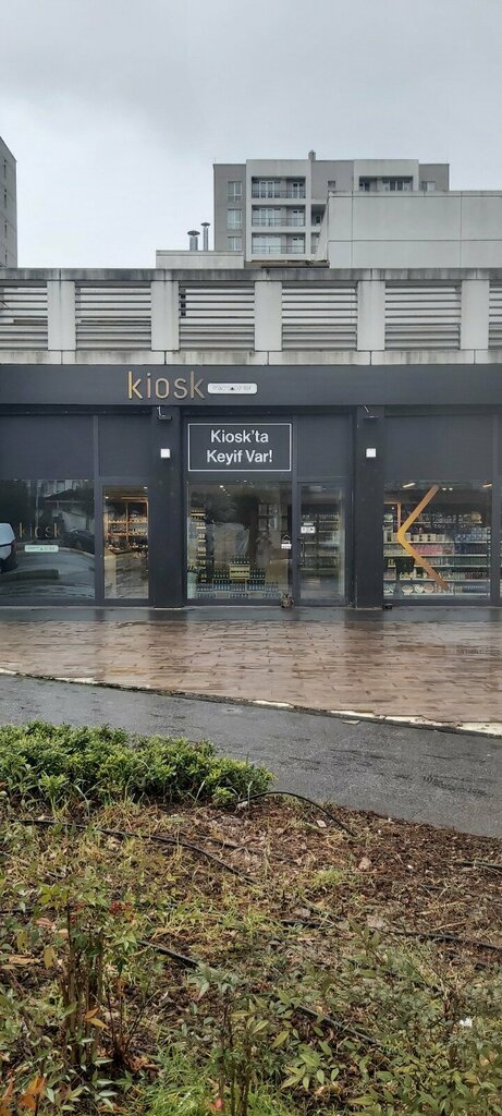 Supermarket Kiosk Macrocenter, Istanbul, photo