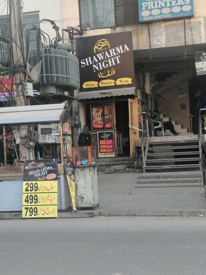 Fast food Shawarma night, Lahore, photo