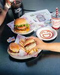 Johnny Rockets (Santa Cruz de la Sierra, Distrito Municipal 1, Subdistrito 59A, Cuarto Anillo, 54), fast food