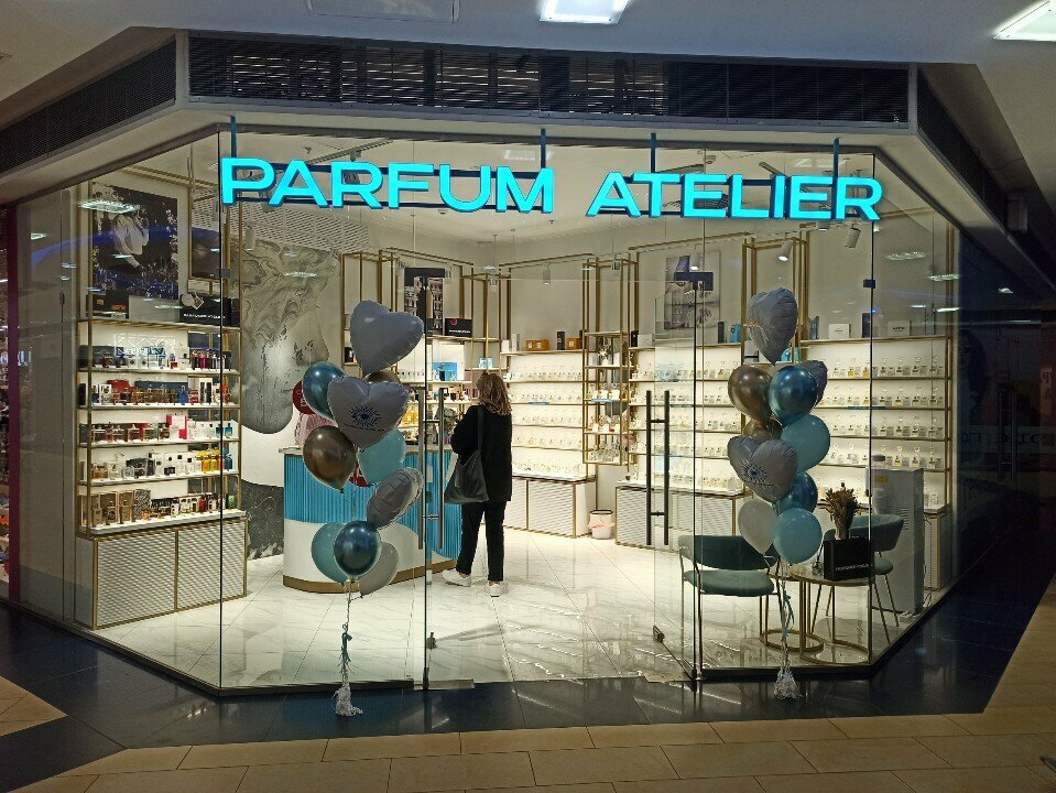 Parfum Atelier perfume and cosmetics - XXL Height