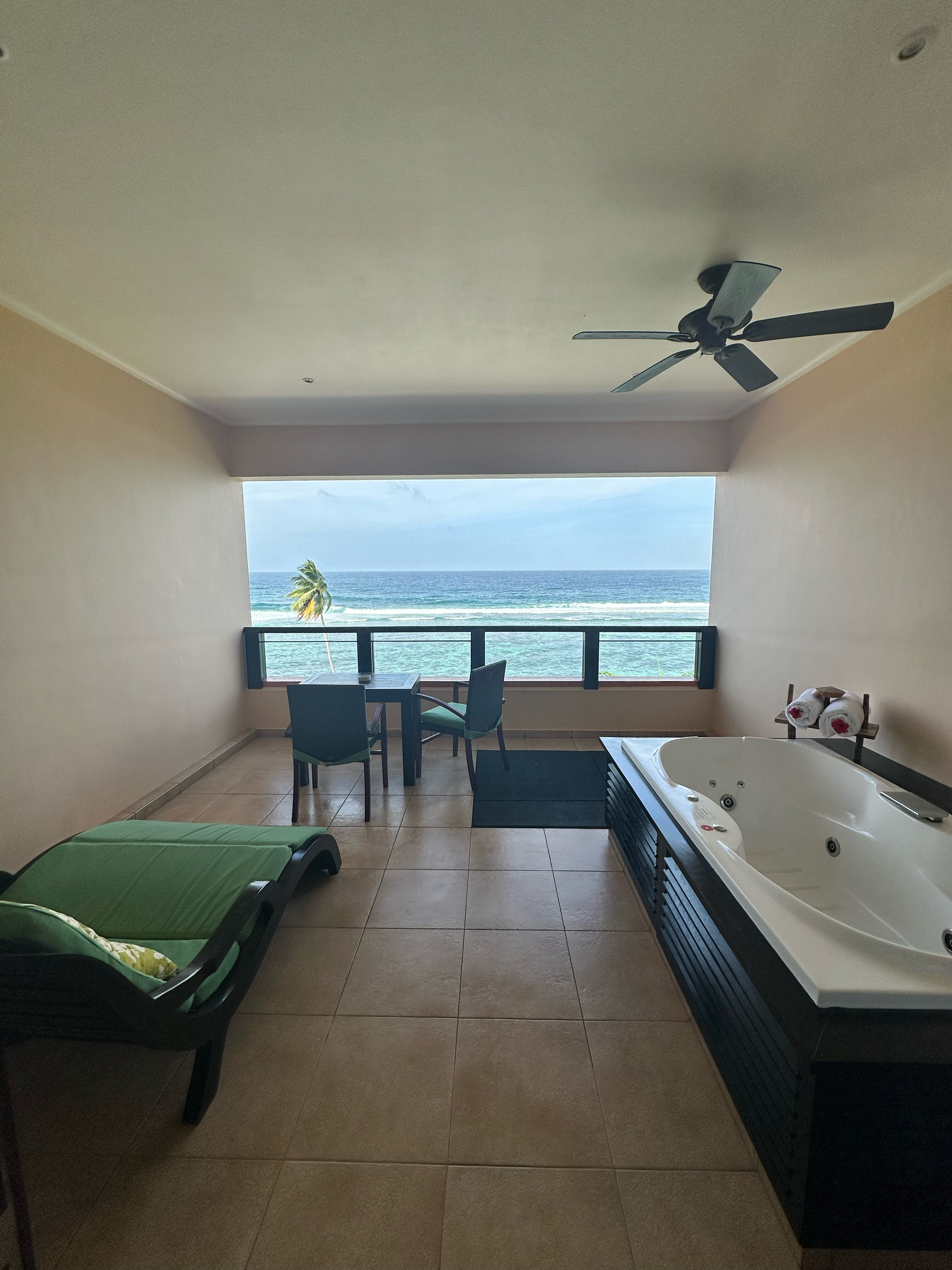 Фото DoubleTree by Hilton Seychelles - Allamanda Resort and SPA