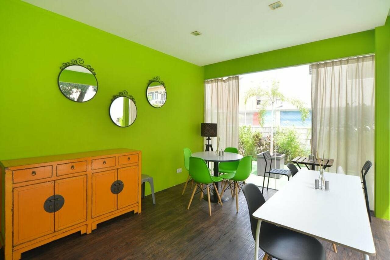 Фото RedDoorz at Aljunied