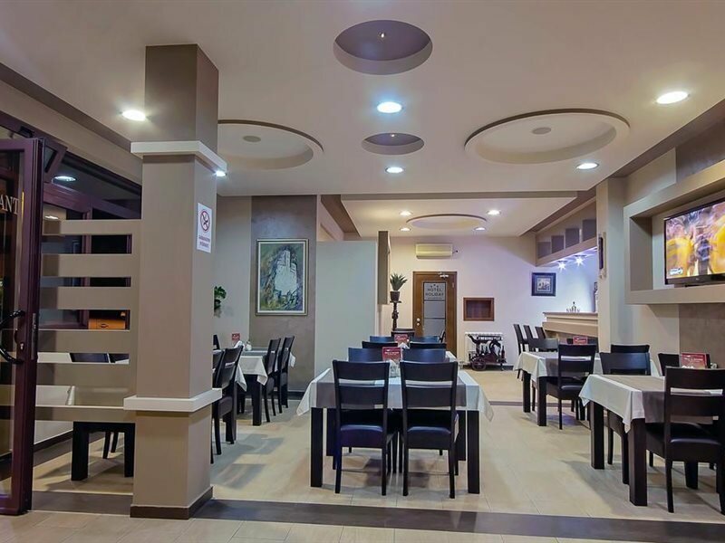 Фото Hotel Holiday