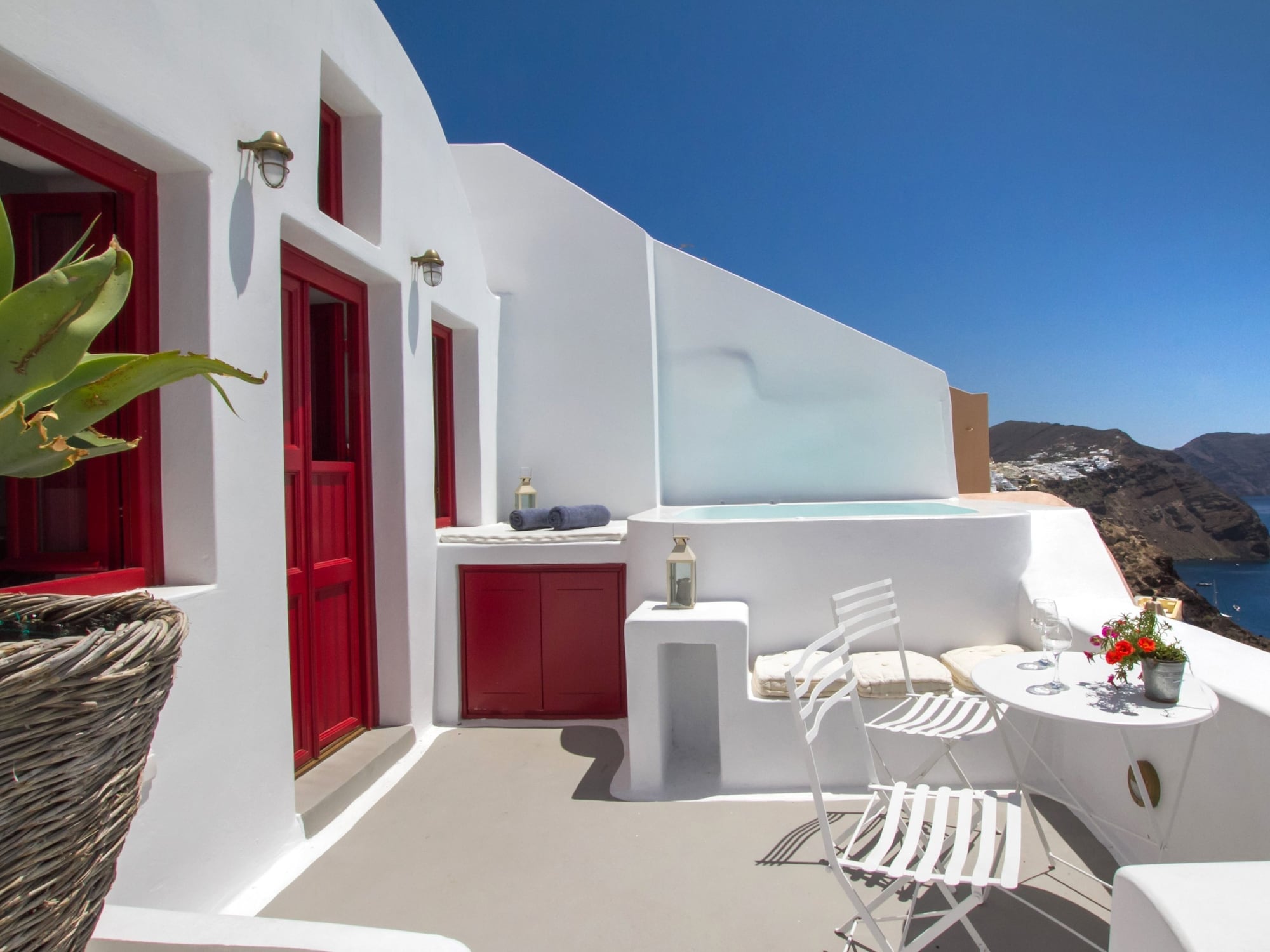 Фото Hector Cave House