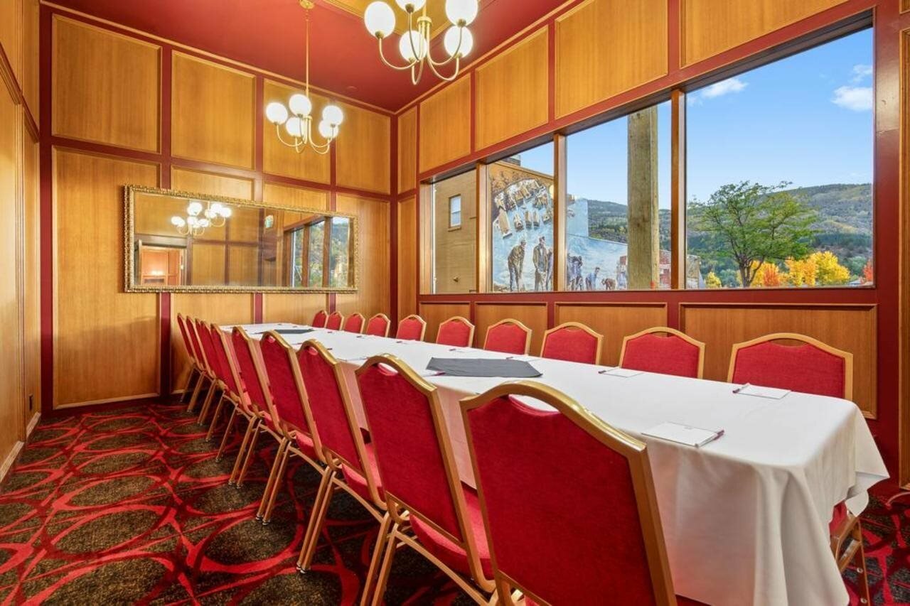 Фото Crown Columbia Hotel, Bw Premier Collection