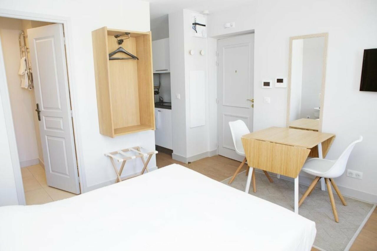 Фото Les Apparts de l'Oncle Louis