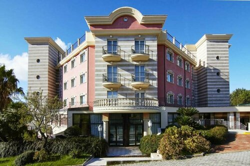 Гостиница San Giovanni Rotondo Palace - Alihotels в Сан-Джованни-Ротондо
