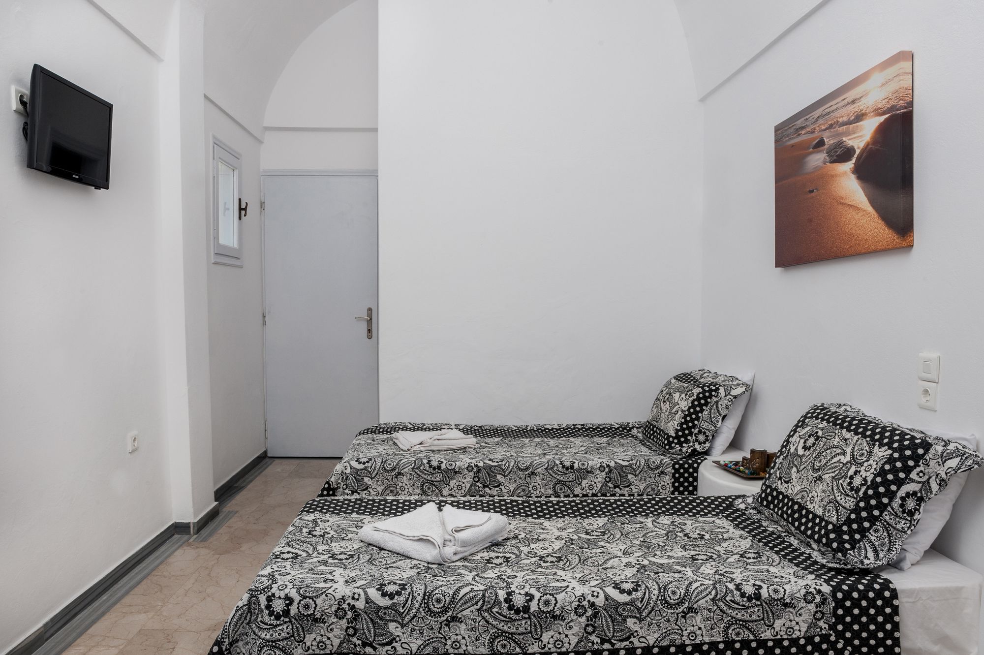 Фото Join Us Low Cost Rooms