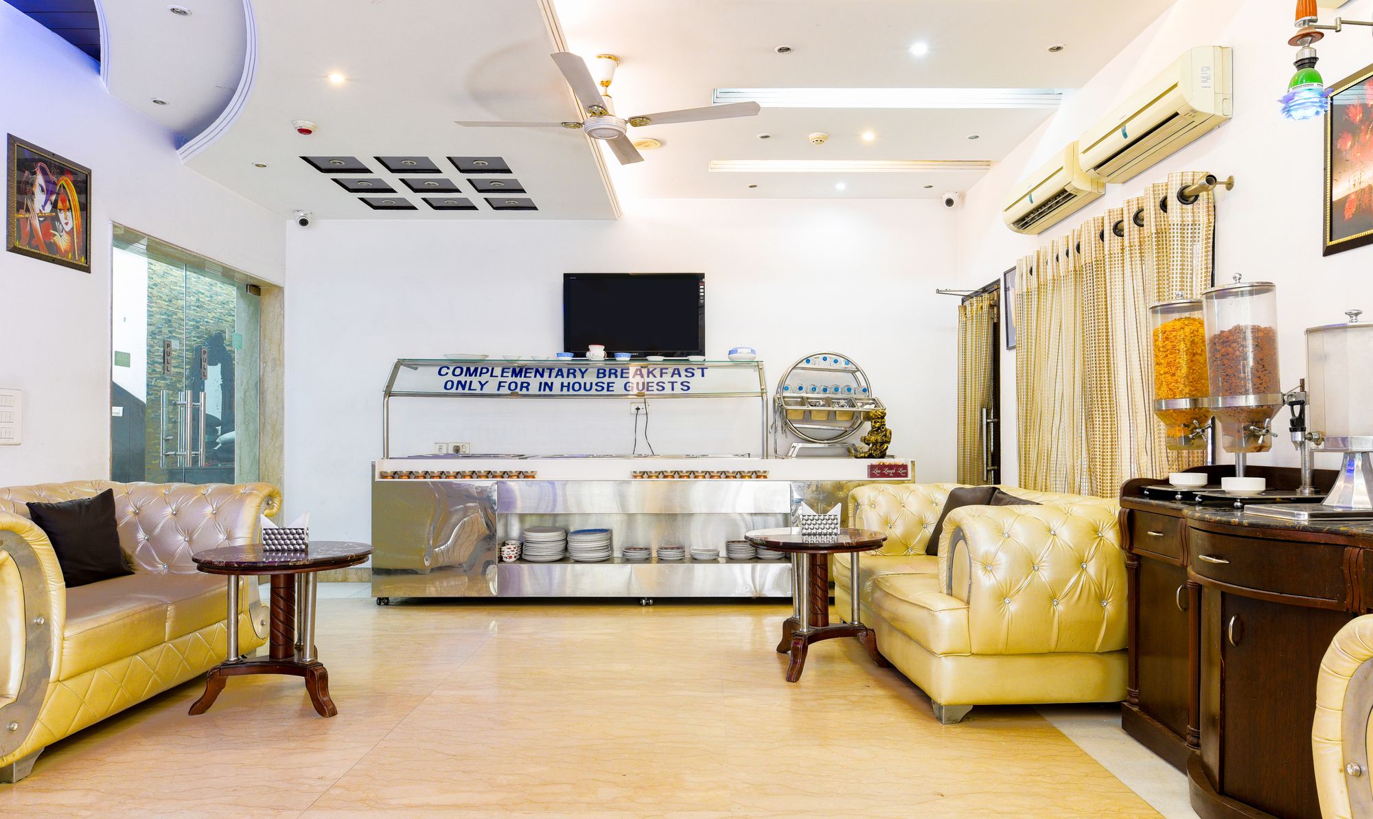 Фото Hotel Baljeet Lodge