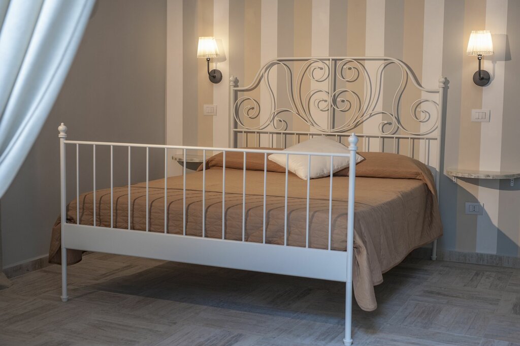 Hotel B&b Pontenuovo Bed, Naples, photo