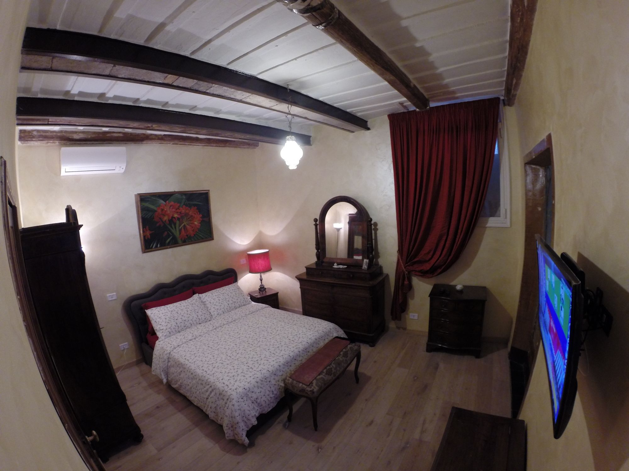 Фото Апартаменты Pantheon Old Suite