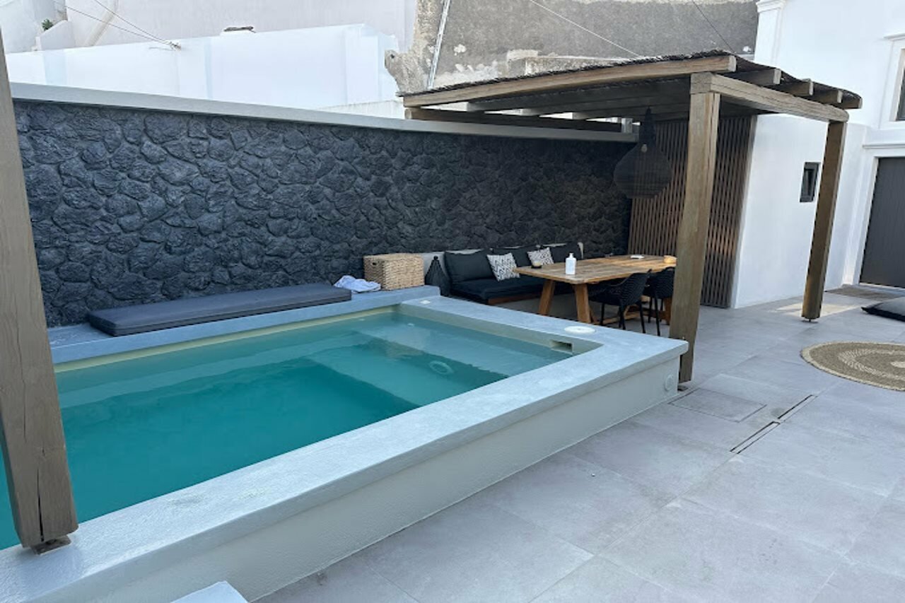 Фото Floria Suites