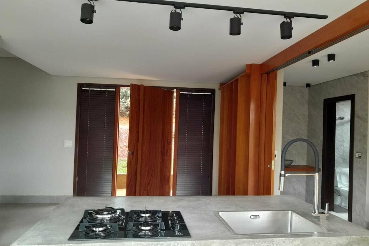 Фото Pousada Canto da Lua - Macacos