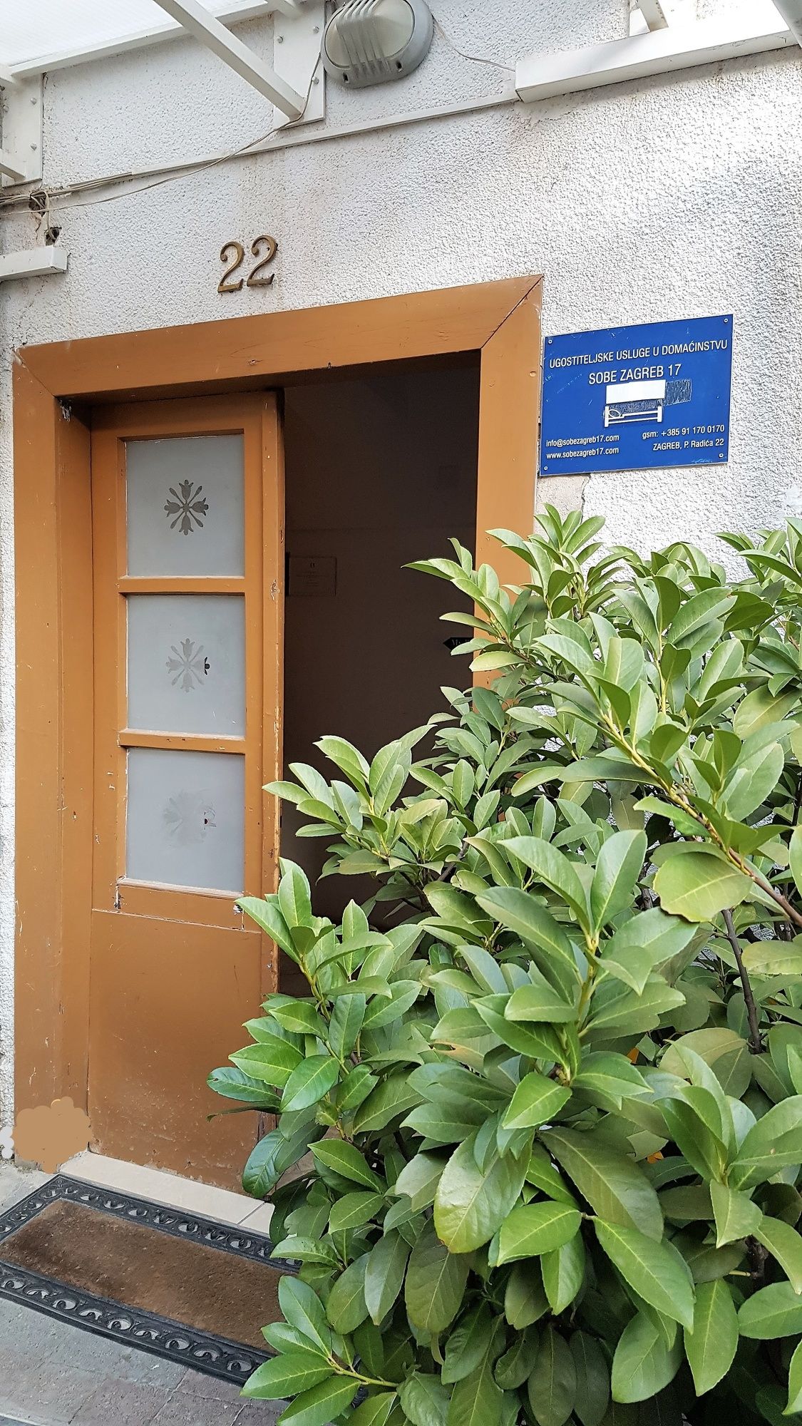 Фото Rooms Zagreb 17