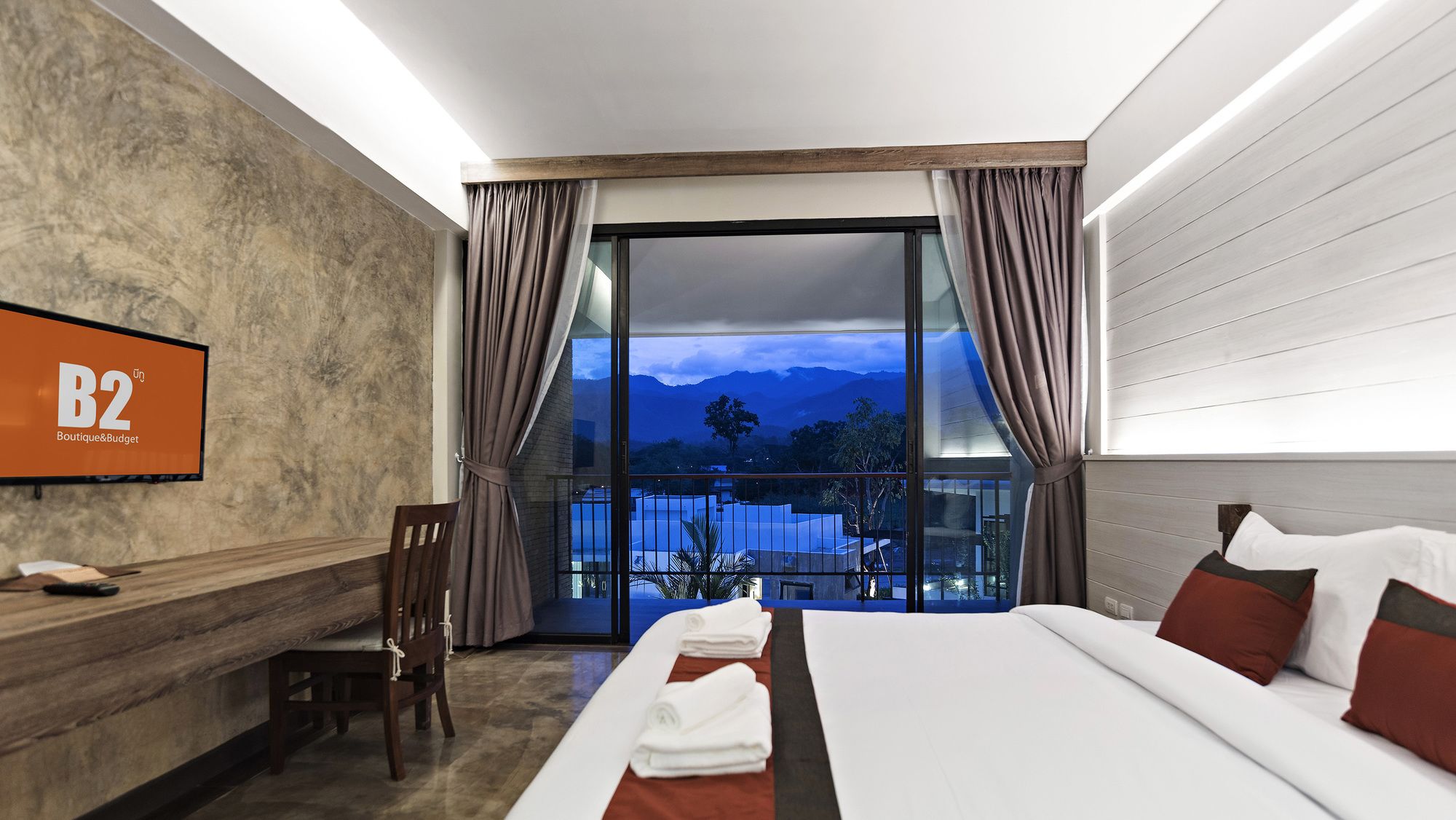 Фото B2 Mae Hong Son Premier Hotel