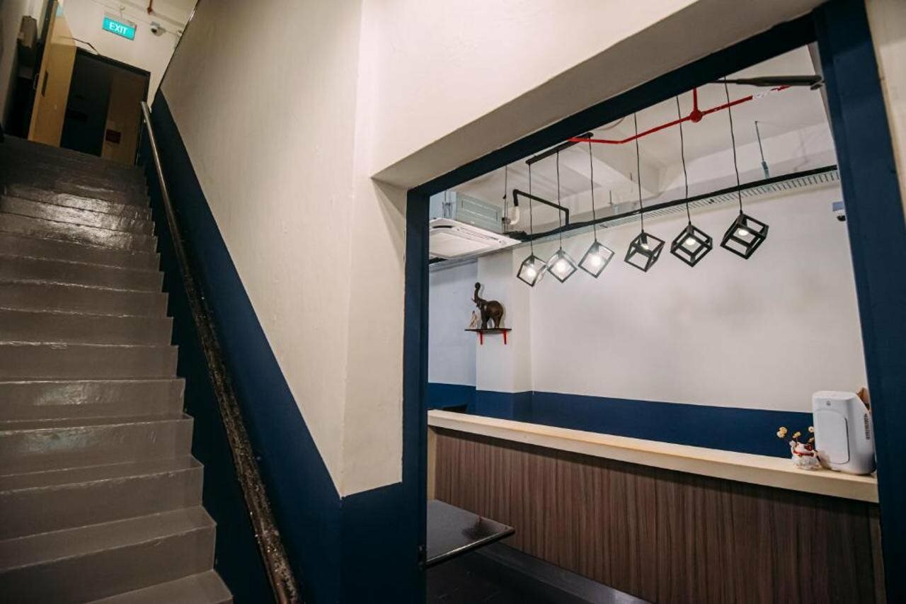 Фото Bluewaters Pods 38 Hongkong St - Hostel