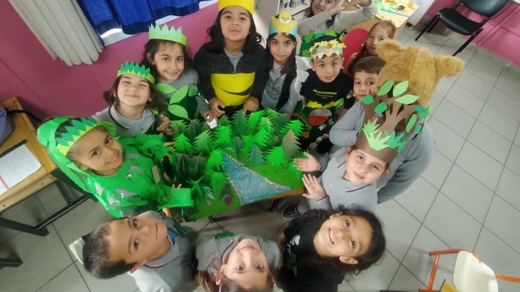 Primary school Egirdir Ataturk Primary School, Egirdir, photo