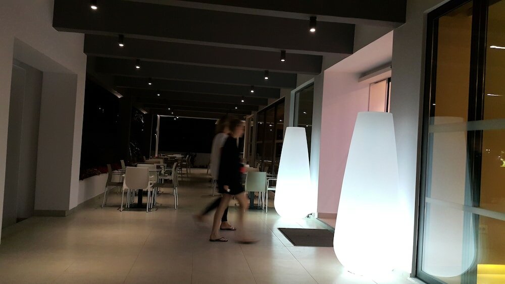 Фото Cosmopolitan Hotel