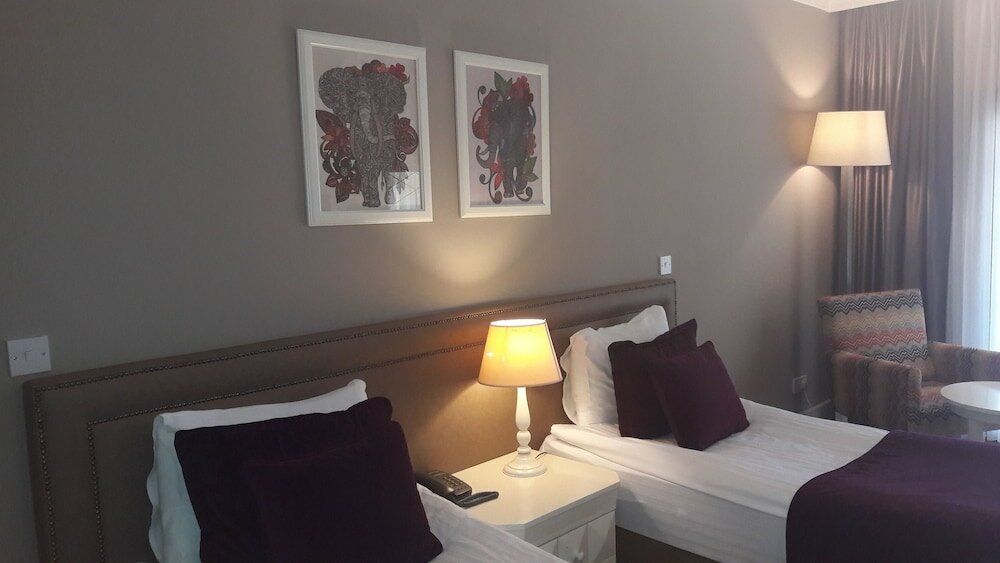 Фото Bellapais Monastery Village