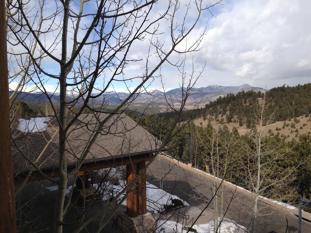 Фото Comfort Suites Golden West on Evergreen Parkway