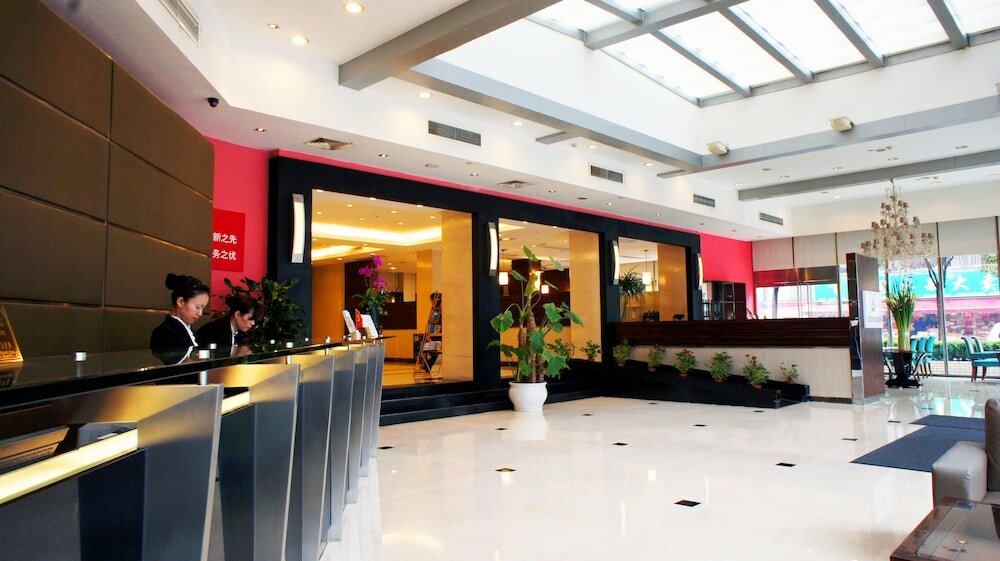 Фото Ruitai Hongqiao Hotel