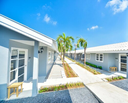 Внешний вид отеля 1715 House & Caff Resort Phuket в Равае, фото 4