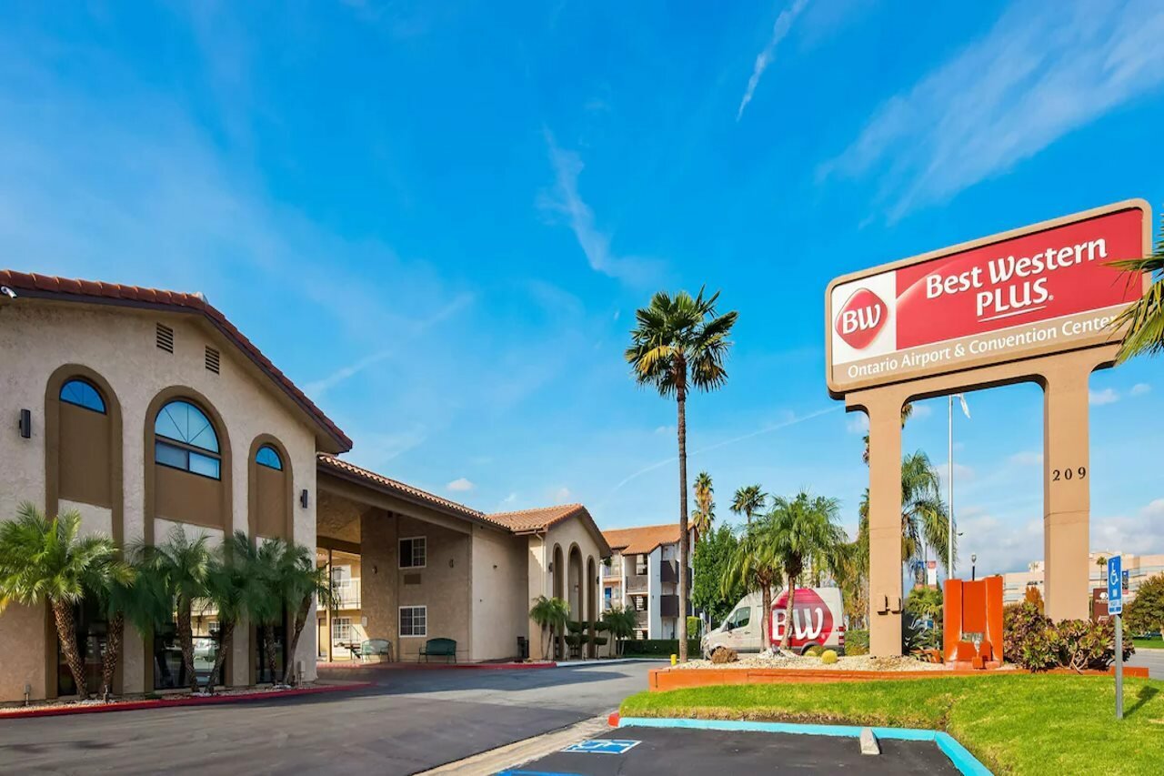 Фото Best Western Plus Ontario Airport & Convention Center