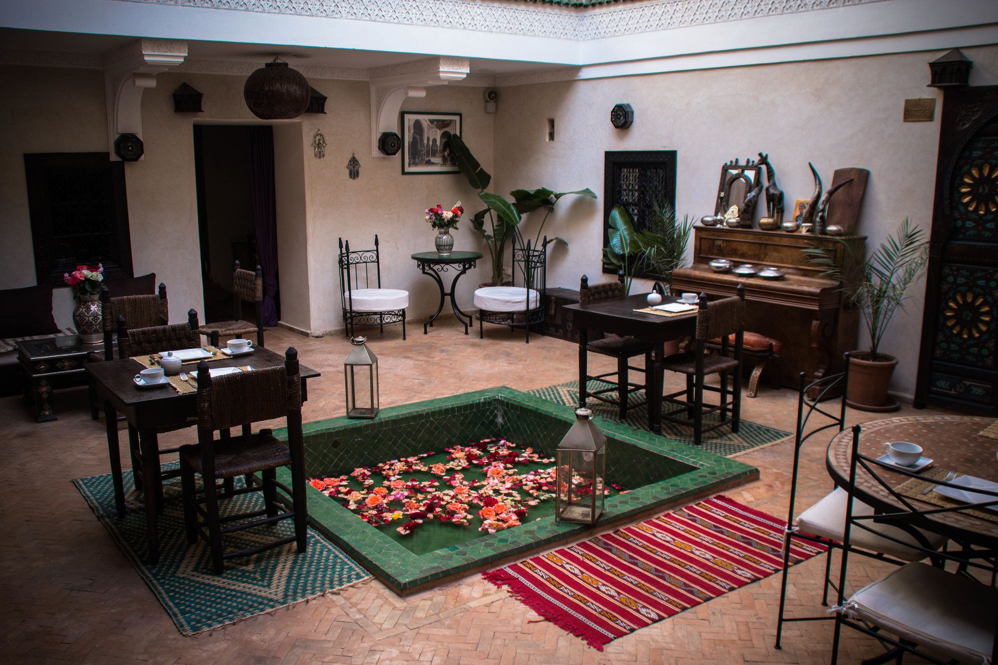 Фото Riad Haraka