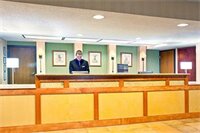 Фото Holiday Inn Express Milwaukee-West Medical Center, an Ihg Hotel