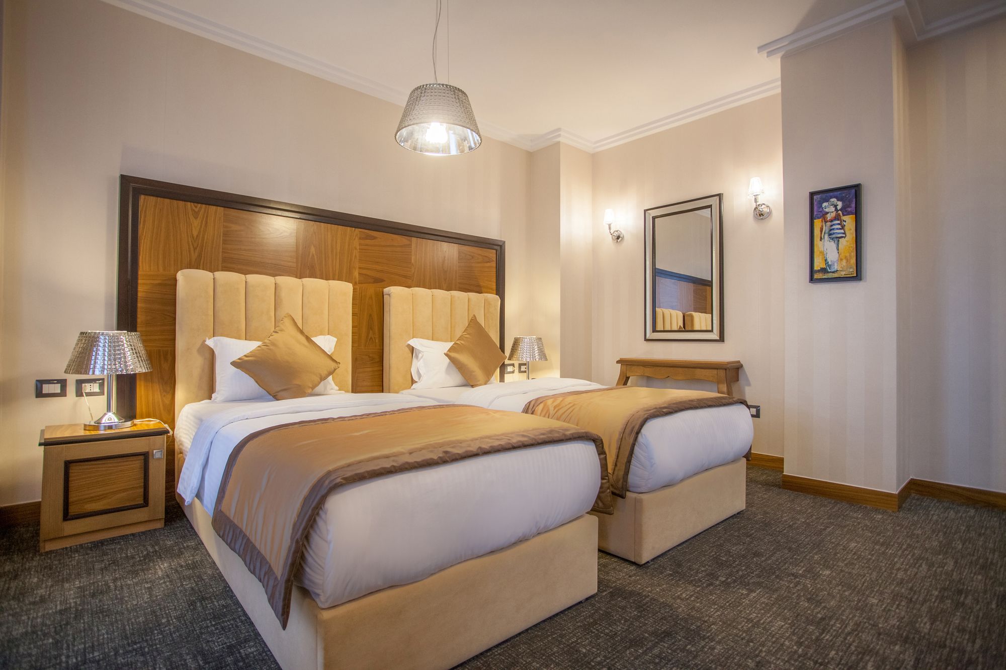 Фото Hotel Colosseo Tirana