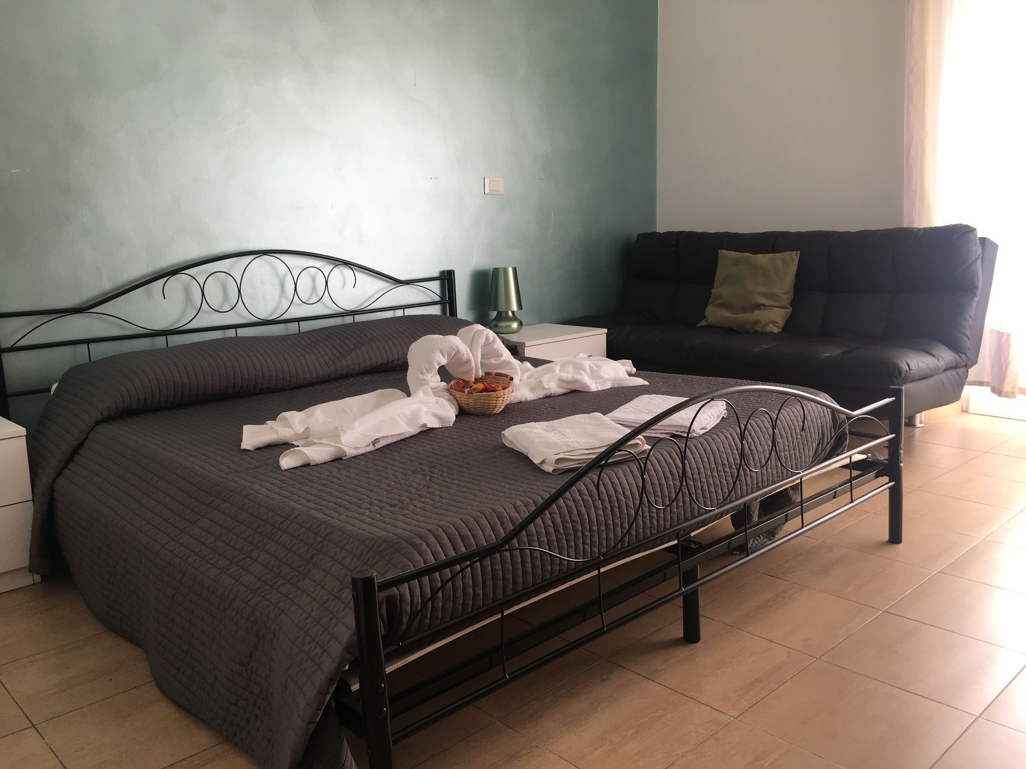 Фото Damiani & Sister Guest House