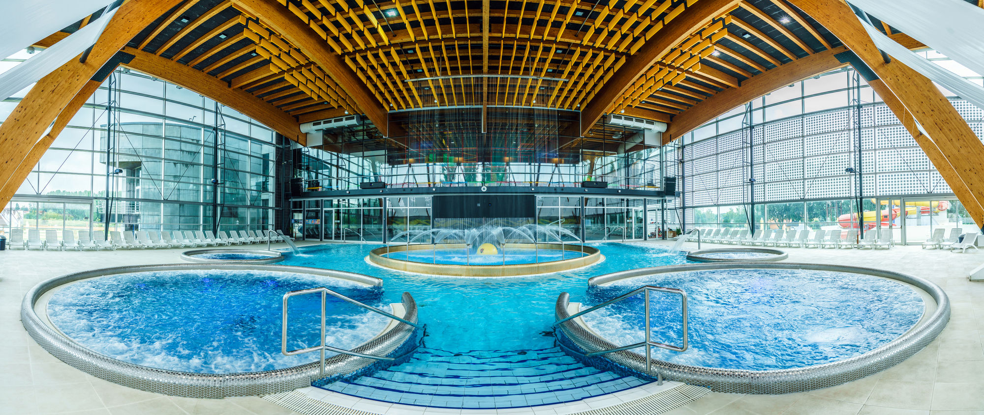 Фото Hotel Aquacity Riverside