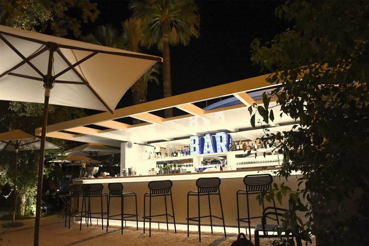 Фото Hotel Martinez