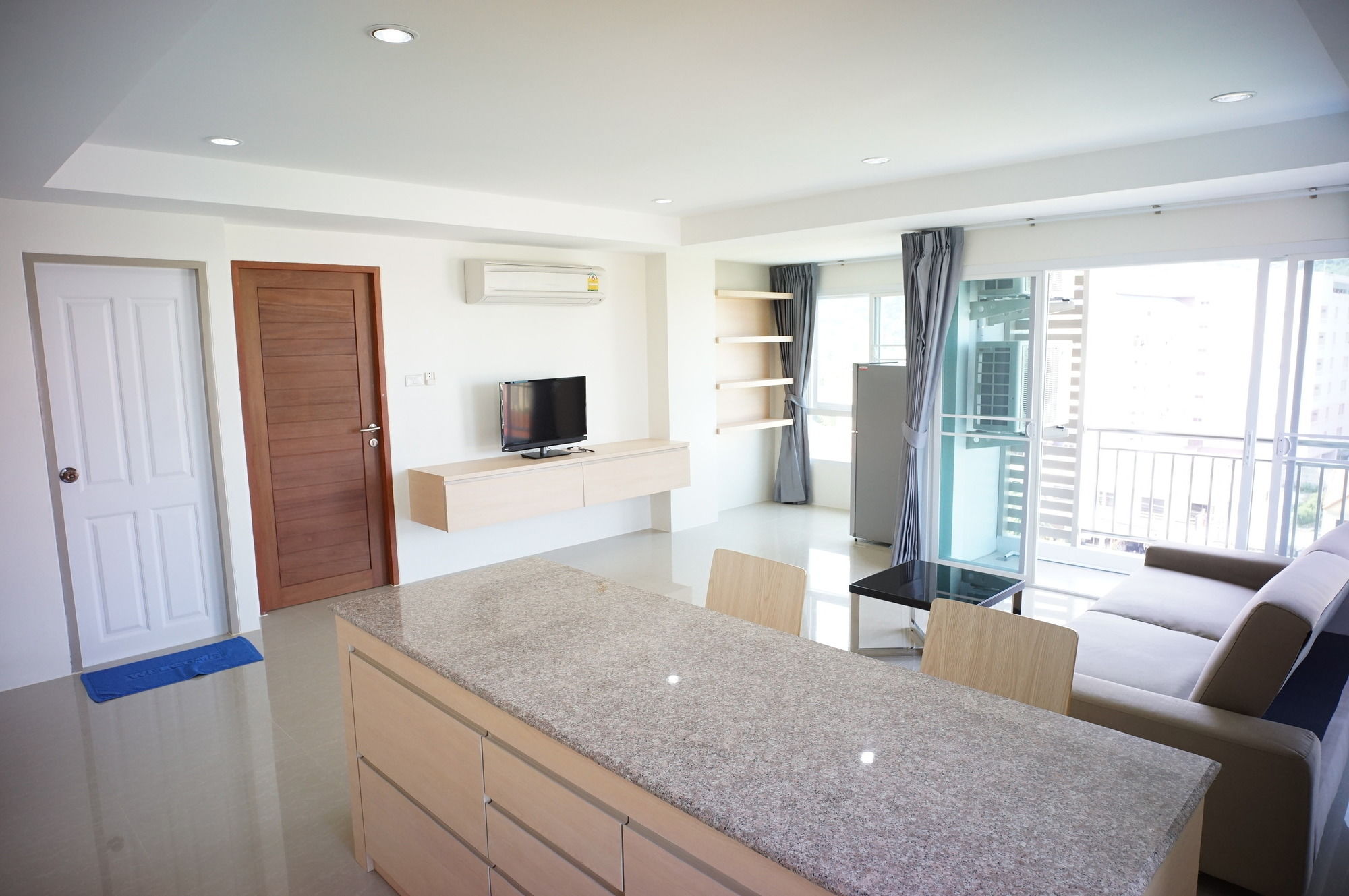 Фото The Precious Apartment