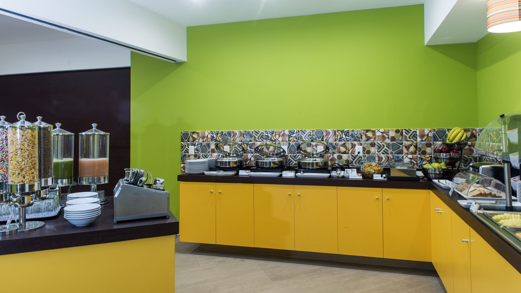 Фото Holiday Inn Express Mexico Aeropuerto