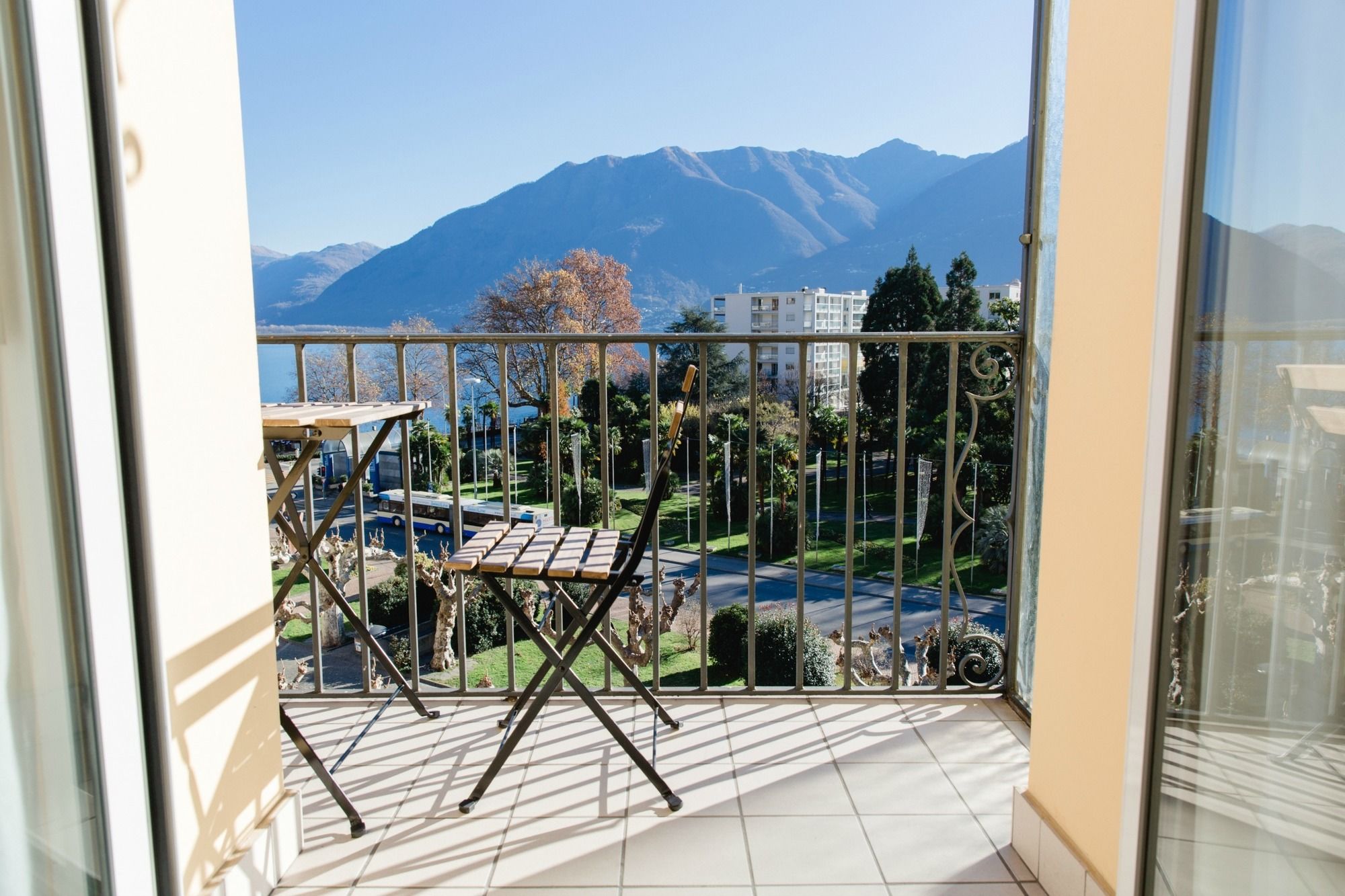 Фото Hotel Du Lac Locarno